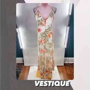 Vestique Floral Maxi Dress - Multicolor